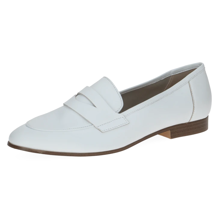 Białe loafersy damskie CAPRICE