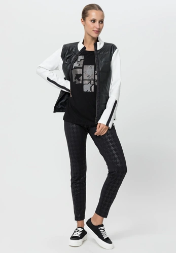 Spodnie TUZZI czarne z nadrukowanym wzorem BLACK&WH (1)