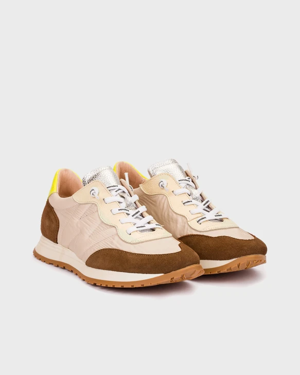 Damskie sneakersy WONDERS w kolorze beżowo-brązowym