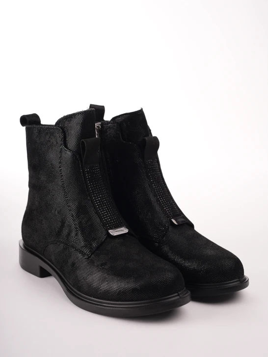 PASS – damskie czarne buty do kostki