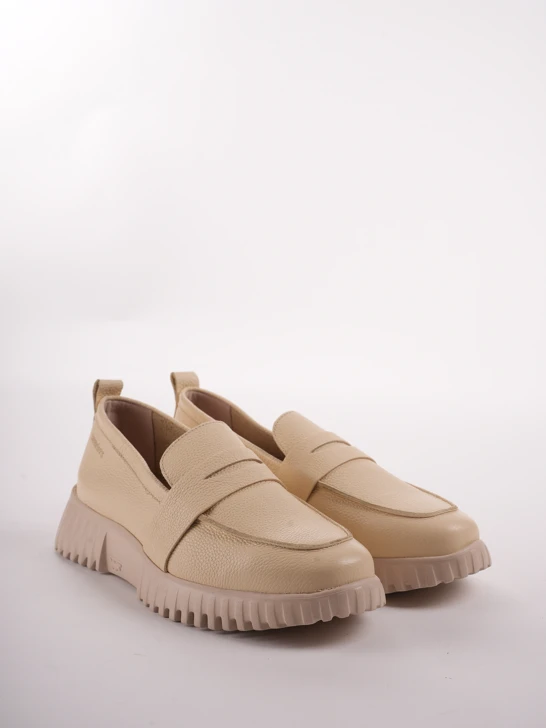 Damskie loafersy WONDERS w kolorze beżowym