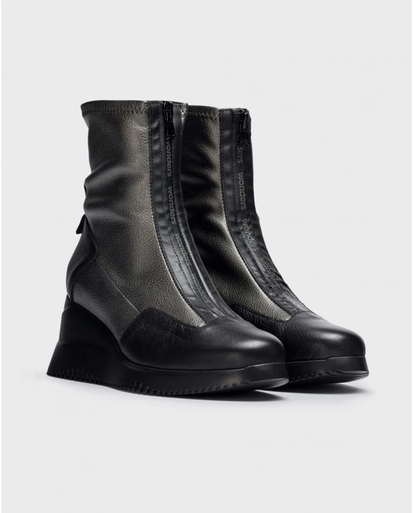 Damskie buty za kostkę Wonders w kolorze srebrnym